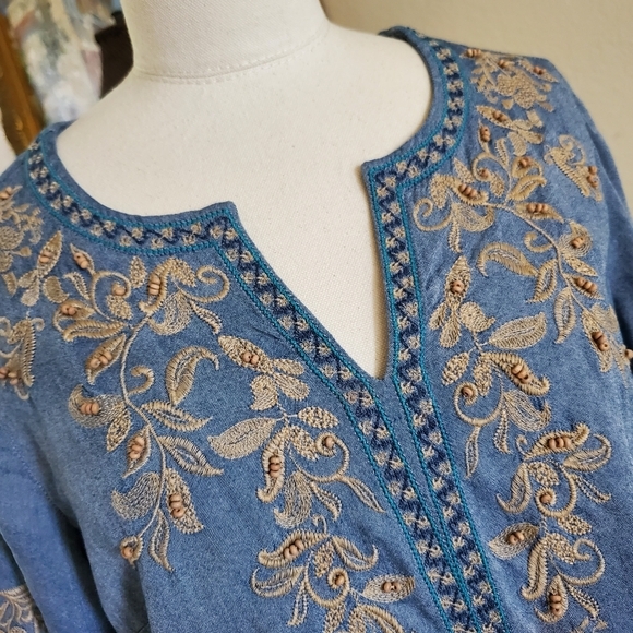 NWT- J.Jill Blue Tunic w/ Tan Beading!!๐๐๐ - Picture 5 of 10